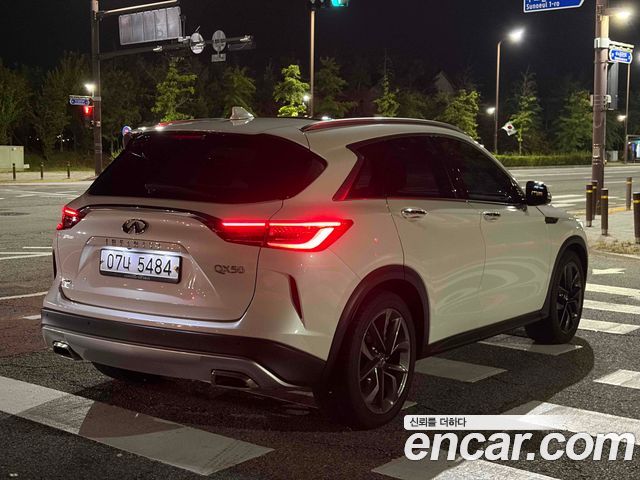 Infiniti QX50 2.0 Sensory AWD — пробег 65 000 км — фото 4 из 5