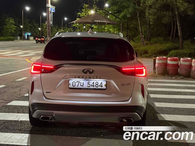 Infiniti QX50 2.0 Sensory AWD — пробег 65 000 км — фото 5 из 5