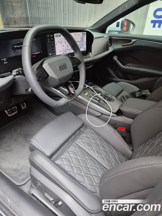 Audi A6 55 TFSI Quattro S Line — пробег 2 300 км — фото 5 из 5