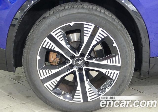 Maserati Grecale AWD Folgore — пробег 11909 км