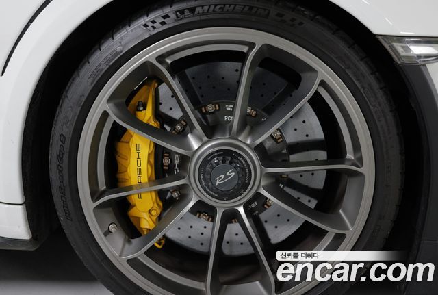 Porsche 911 GT3 RS 991 — пробег 28946 км