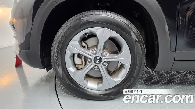 Kia Seltos из Кореи Encar