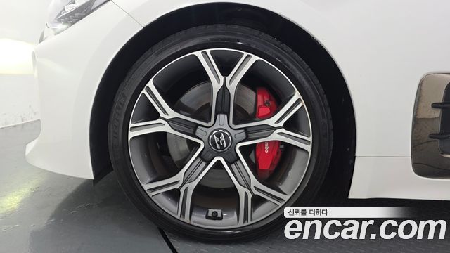 Kia Stinger из Кореи Encar