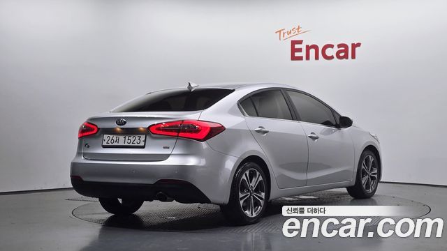 Kia K3 из Кореи Encar