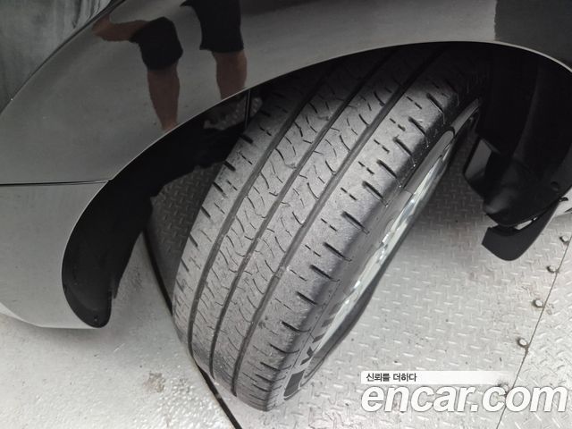 Hyundai Staria L3.5 Cargo 5-Seater Modern — пробег 53 127 км