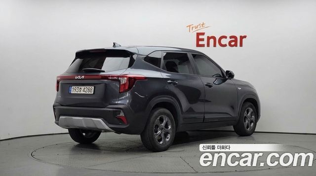 Kia Seltos из Кореи Encar