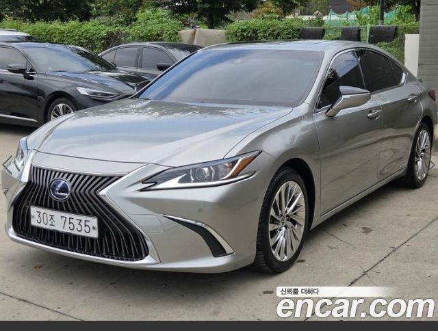 Lexus ES Executive — пробег 61 269 км