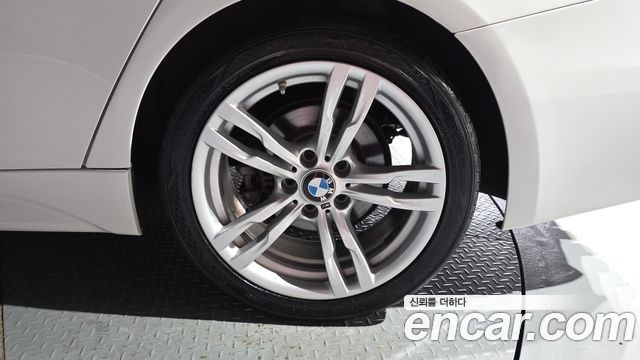BMW 3-Series из Кореи Encar