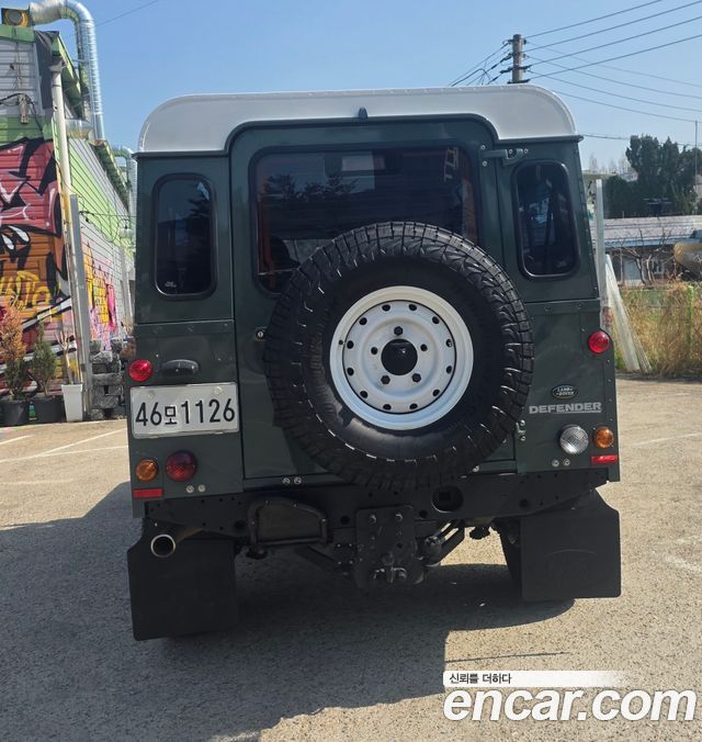 Land Rover Defender 110 — пробег 88 600 км — фото 4 из 5