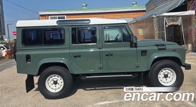 Land Rover Defender 110 — пробег 88 600 км — фото 5 из 5