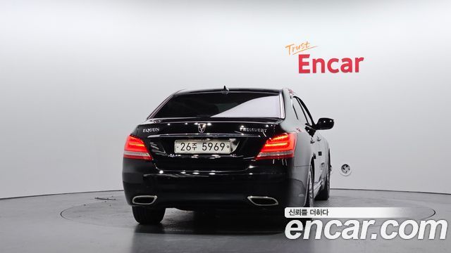 Hyundai Equus из Кореи Encar