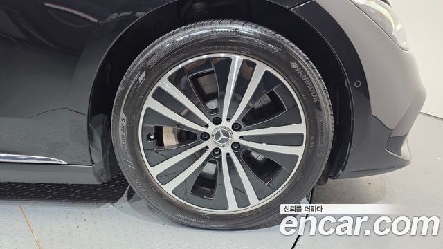 Mercedes-Benz EQE из Кореи Encar