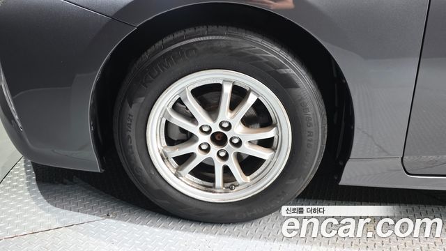 Toyota Prius из Кореи Encar