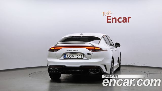 Kia Stinger из Кореи Encar
