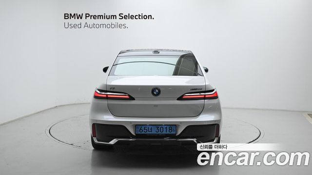 BMW i7 xDrive 60 M sport — пробег 25 423 км — фото 4 из 5