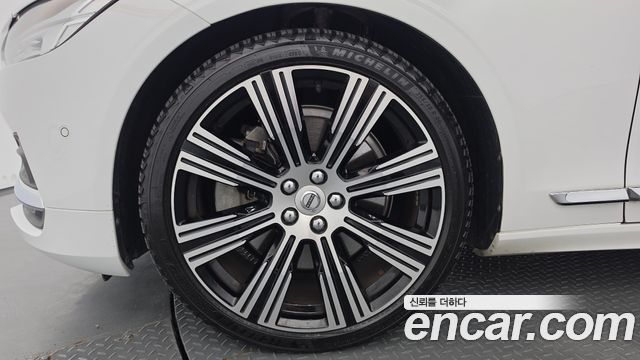 Volvo S90 из Кореи Encar