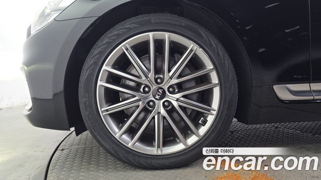 Kia K9 из Кореи Encar