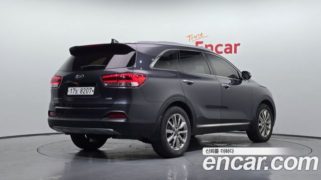 Kia Sorento Diesel 2.0 2WD Noblesse — пробег 118 003 км — фото 2 из 5