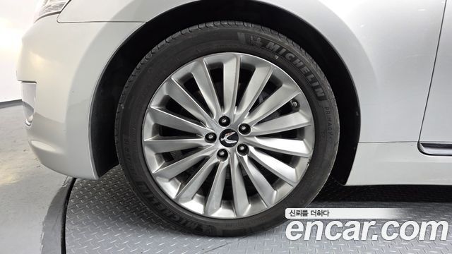 Hyundai Equus из Кореи Encar