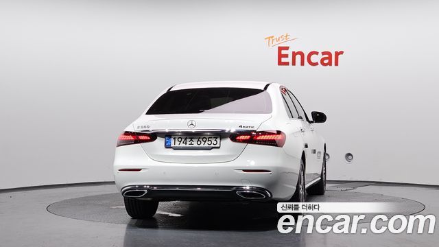 Mercedes-Benz E-Class из Кореи Encar