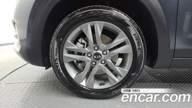 Kia Seltos из Кореи Encar