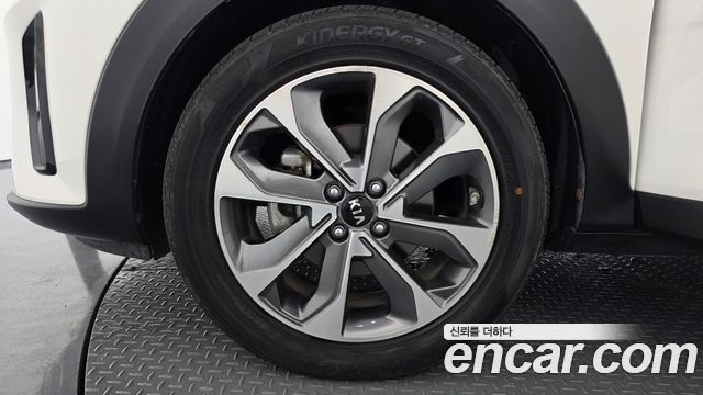 Kia Stonic из Кореи Encar