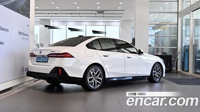 BMW i5 из Кореи Encar