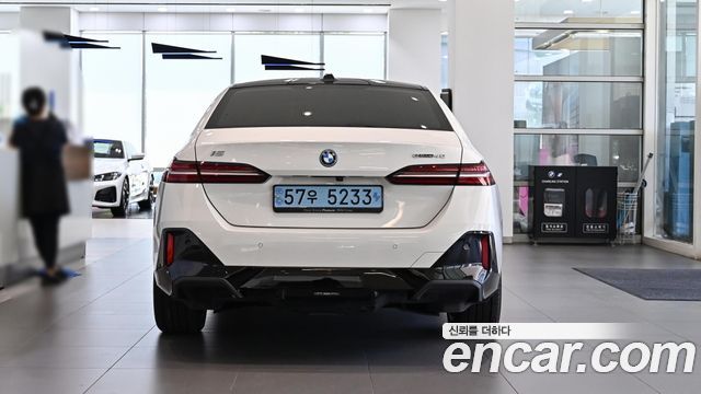 BMW i5 из Кореи Encar