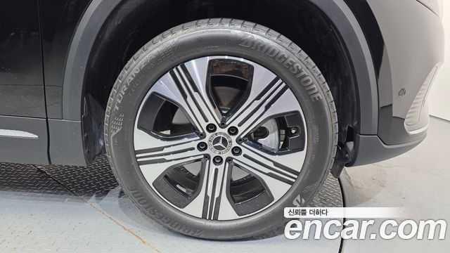 Mercedes-Benz EQA из Кореи Encar