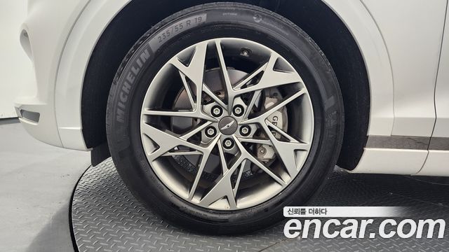 Genesis GV70 из Кореи Encar