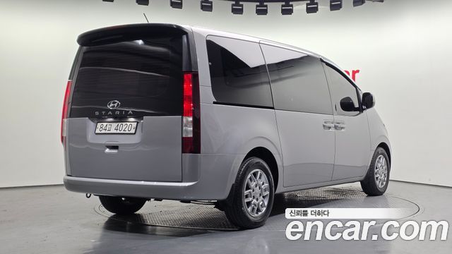 Hyundai Staria из Кореи Encar