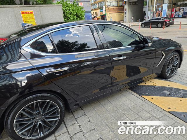 Genesis G70 из Кореи Encar