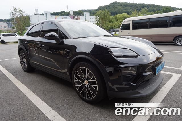 Porsche Macan 4S — пробег 23 800 км — фото 1 из 5