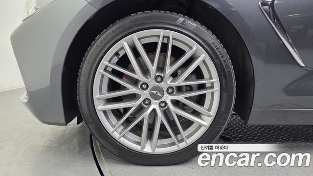 Genesis G70 из Кореи Encar