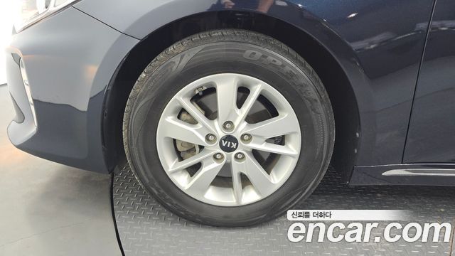 Kia K5 из Кореи Encar