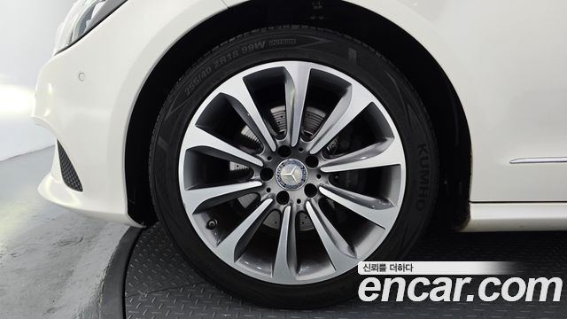 Mercedes-Benz CLS-Class из Кореи Encar