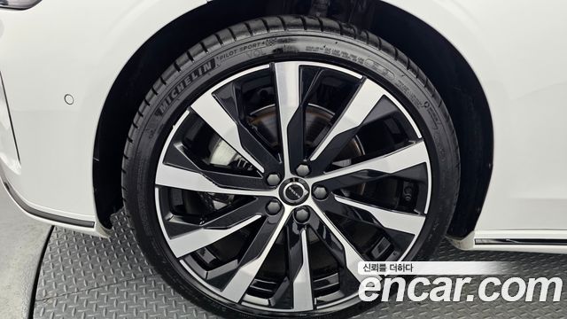 Volvo S90 из Кореи Encar