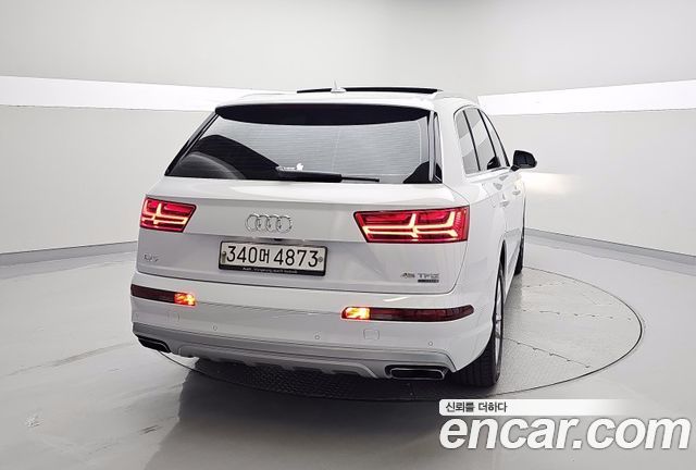 Audi Q7 из Кореи Encar