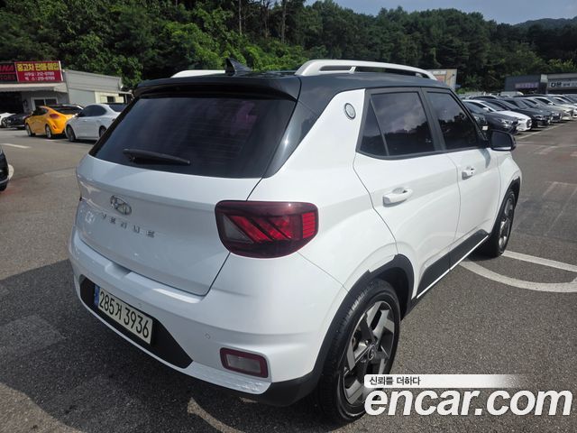 Hyundai Venue из Кореи Encar