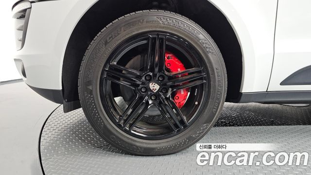 Porsche Macan 3.0 S Diesel 95B — пробег 87 228 км — фото 5 из 5