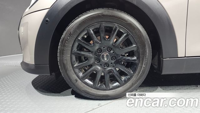 Mini Cooper из Кореи Encar