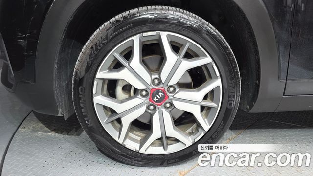 Kia Seltos из Кореи Encar