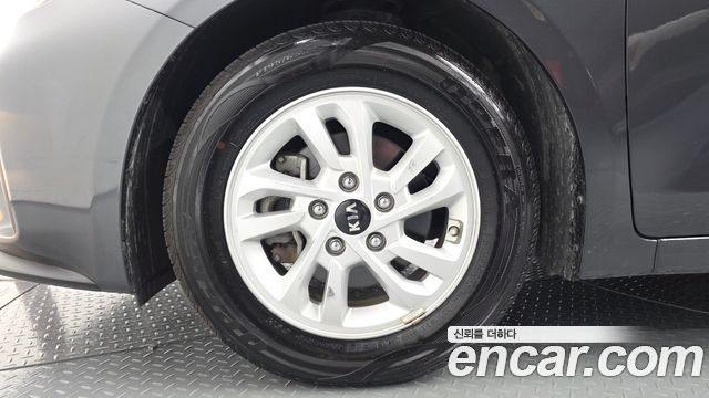Kia K3 из Кореи Encar