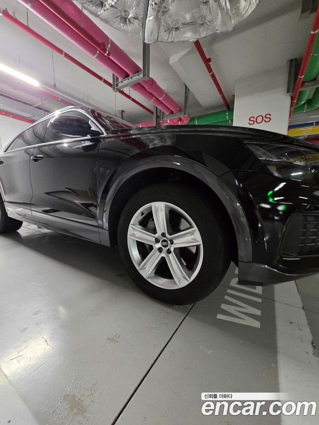 Audi Q8 45 TDI Quattro Premium — пробег 190 000 км