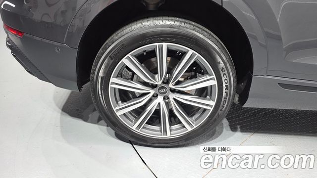 Audi Q8 из Кореи Encar