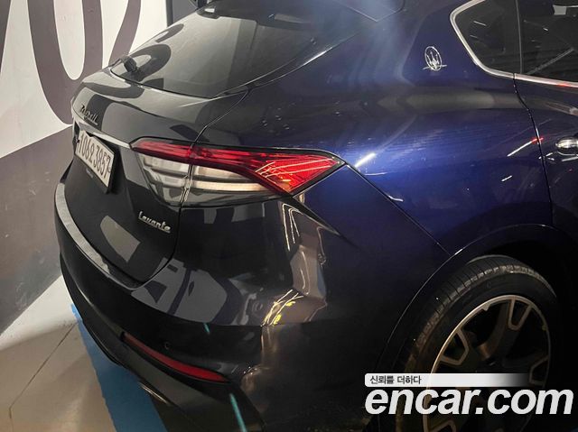 Maserati Levante 3.0 Diesel AWD GranSport — пробег 129 000 км — фото 3 из 5