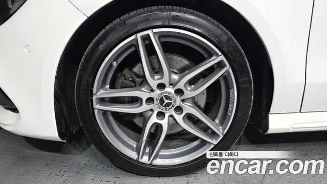 Mercedes-Benz CLA-Class из Кореи Encar