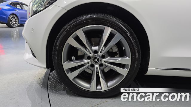 Mercedes-Benz C-Class из Кореи Encar