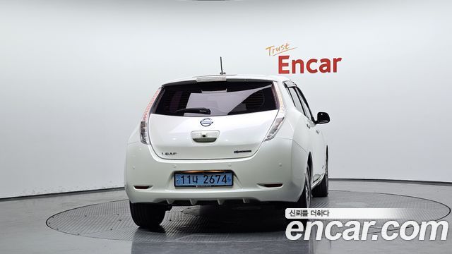 Nissan Leaf из Кореи Encar