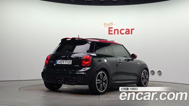 Mini Cooper JCW 3rd Generation — пробег 92 968 км — фото 2 из 5